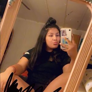 Meet your Posher, Rubi